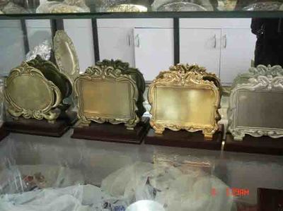 天津合金獎盤定做廠家與廣州夢煥工藝美術品 優(yōu)質工藝美術品的選擇